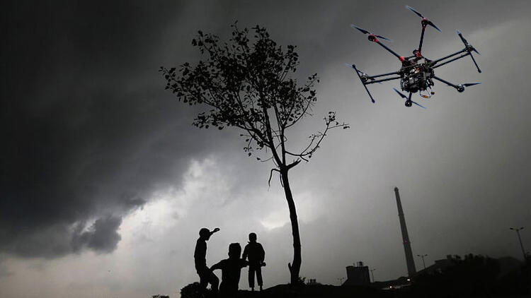 Hayal Gerçek Oluyor: Drone İle Yağmur Yağdıracaklar