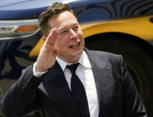 Tesla cephesinde garip işler oluyor: İşte aldıkları karar!