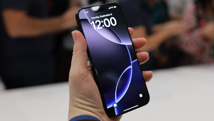 iPhone 16 Pro ve Pro Max stokları iki saatte tükendi!