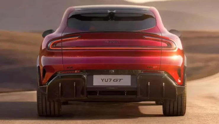 Xiaomi YU7 GT 300 km/s Sürat ve 700 km Menzil Sunuyor