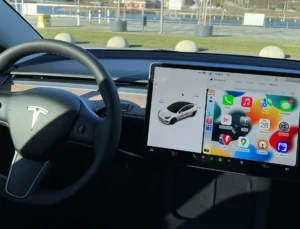 Apple’ın Yeni Atağı: Tesla’lara CarPlay mi Geliyor?
