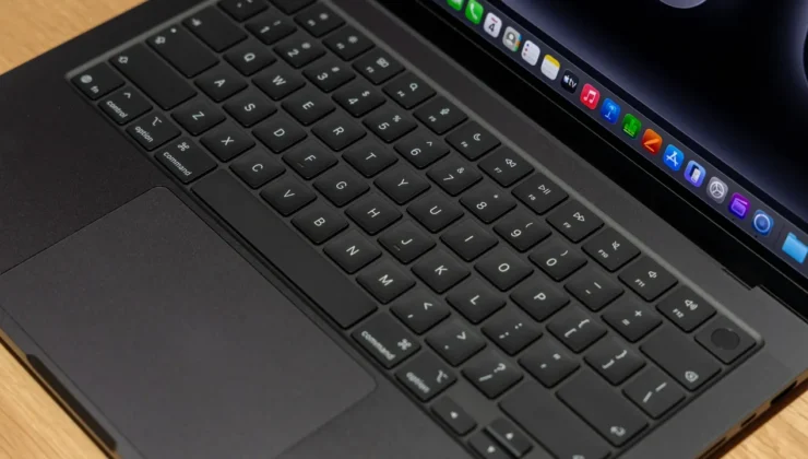Yeni MacBook Pro Ekranında Fecî Yanılgı
