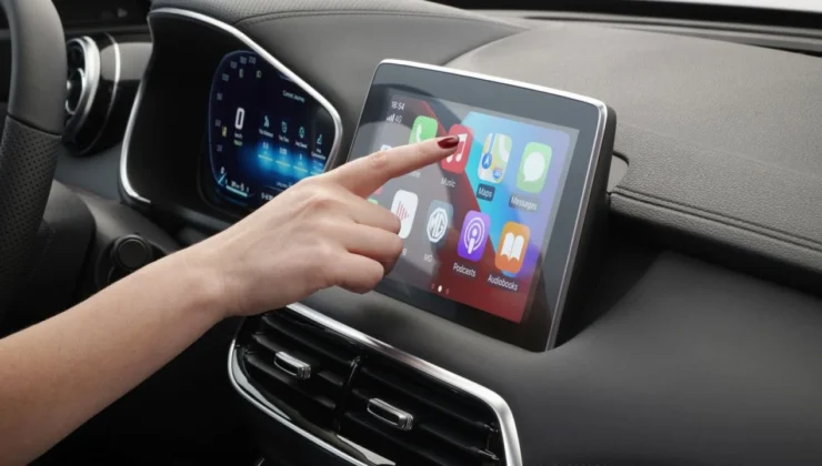 Android Auto Spotify ve YouTube Music İçin Yeni Tasarım Sunuyor