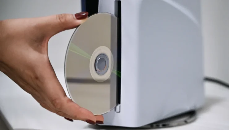Sony Reaksiyonlara Kulak Asmadı: PlayStation Disk Kararı Devam Ediyor